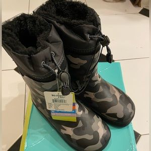 Western Chief Camo boots